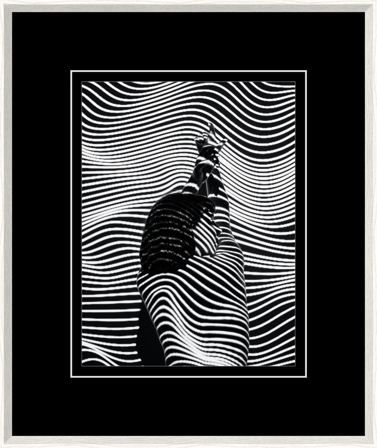POSTART BIANCO E NERO ‘GIRL AND STRIPES’ SP04 - catalogo
